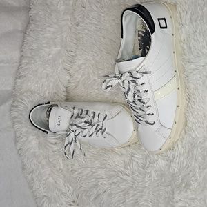 Womens Sneakers
